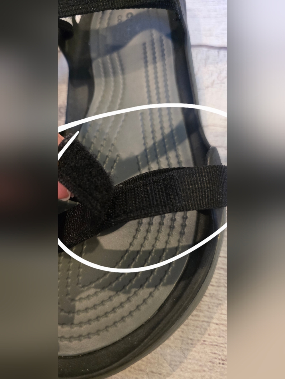 Crocs Swiftwater Webbing Sandals Women’s Size 7 Black Adjustable Straps Active - Picture 3 of 10